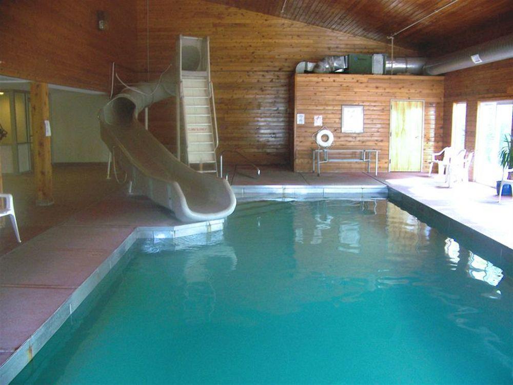 Hotel Baymont By Wyndham Essex Burlington Area Esterno foto