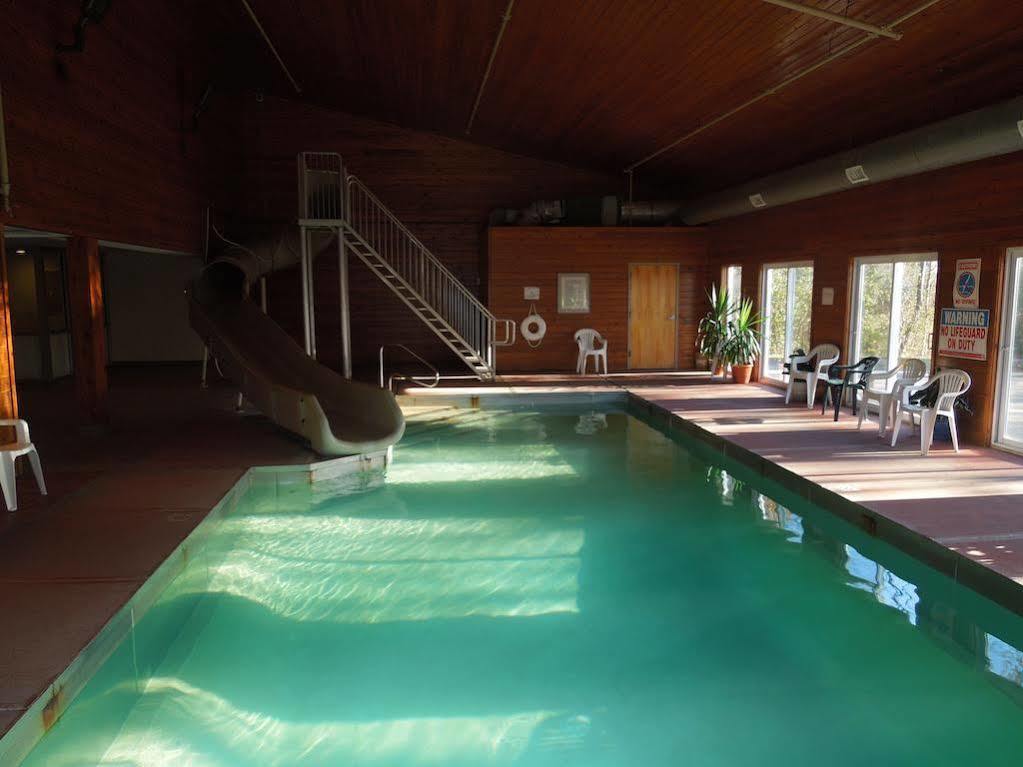 Hotel Baymont By Wyndham Essex Burlington Area Esterno foto