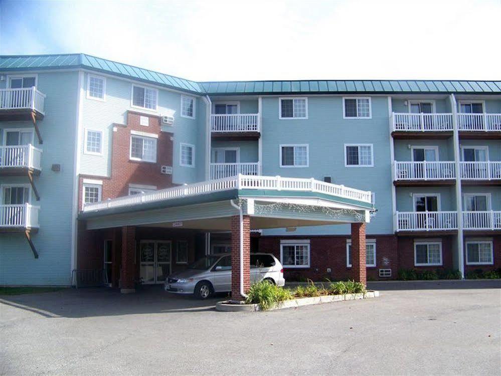 Hotel Baymont By Wyndham Essex Burlington Area Esterno foto